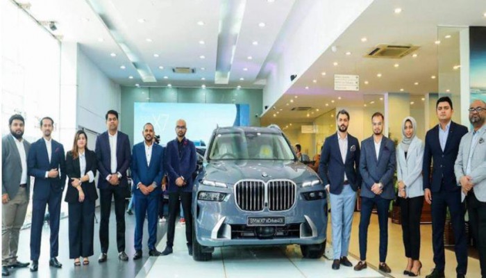 এক্সিকিউটিভ মোটরস বাংলাদেশে আনলো বিএমডব্লিউ এক্স সেভেন