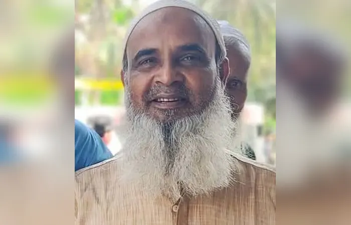 খুলনায় বিএনপি নেতার অফিসে বোমা হামলা-গুলিতে মাদ্রাসা শিক্ষক নিহত, আহত ৩