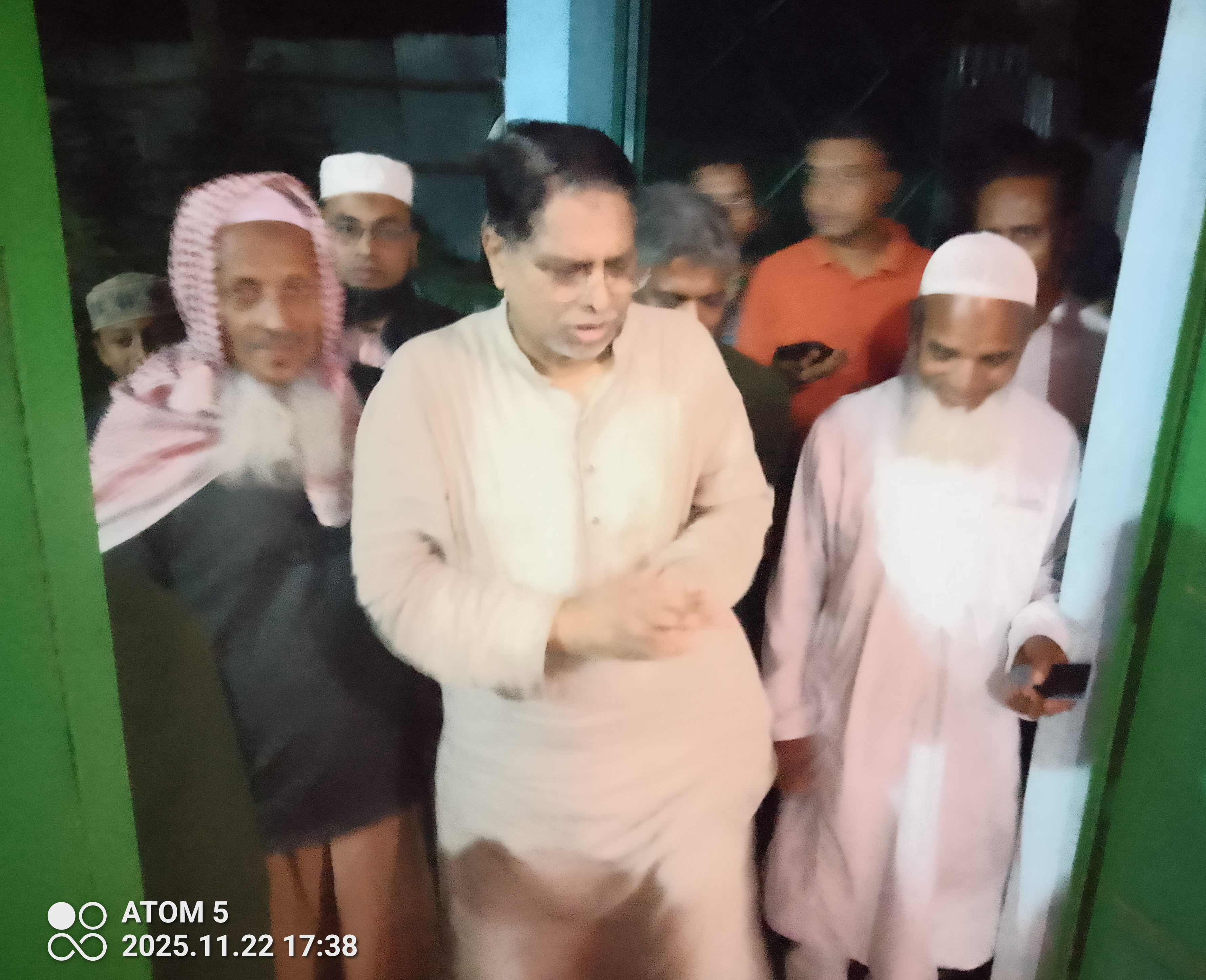 নোয়াখালী–৫ আসনে নির্বাচনী উত্তাপ হাজারীহাট–কদমতলা–মৌলভীবাজারে বিএনপির প্রার্থী ফখরুল ইসলামের বিকেল ব্যাপী প্রচারণা: