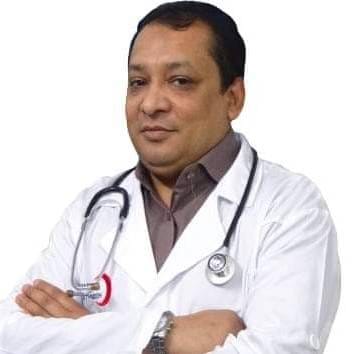 'সাদা অ্যাপ্রনের নীরব আলো'