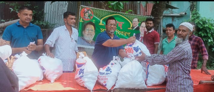 কোম্পানীগঞ্জে পৌর বিএনপি সদস্য সচিব মামুনের উদ্যোগে ঈদ সামগ্রী ও নগদ অর্থ বিতরণ: