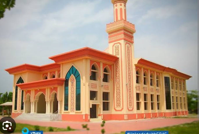 চরপার্বতীর মৌলভীবাজার জামে মসজিদের স্বঘোষিত কমিটি নিয়ে বিতর্ক, চরমপন্থার প্রচারণার অভিযোগ: