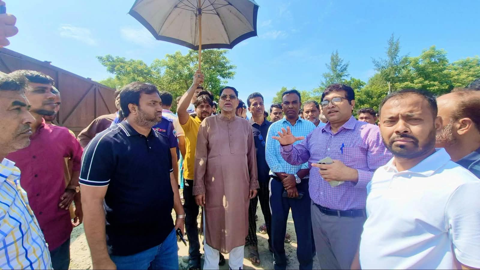 ৬৭ কোটি টাকার সেতুতে কাজের অগ্রগতি মাত্র ৪ শতাংশ, পরিদর্শনে এমপি ফখরুল ইসলাম