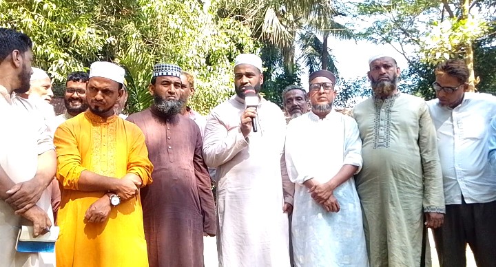 চরপার্বতীতে আল ফালাহ্ ফরায়েজিয়া মাদ্রাসার নতুন ভবনের নির্মাণকাজ উদ্বোধন